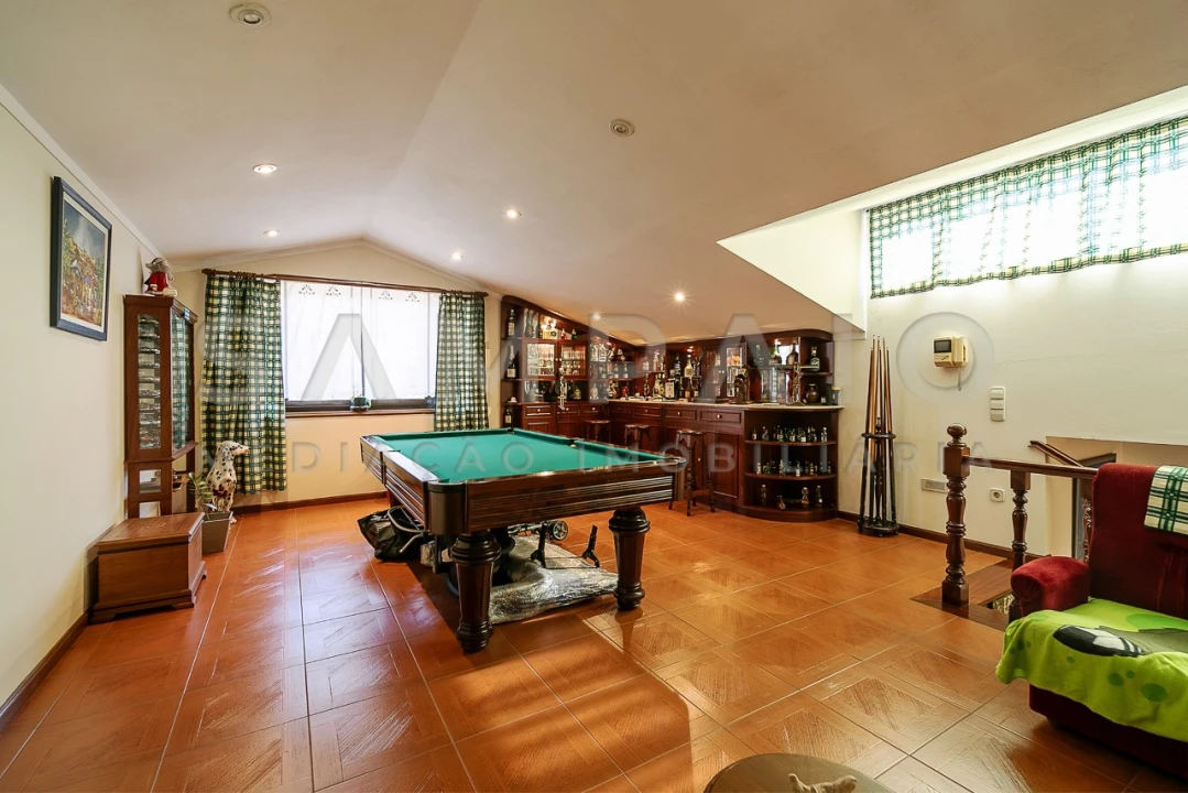 Moradia T6 para Venda em Gondomar (São Cosme), Valbom e Jovim Foto 68