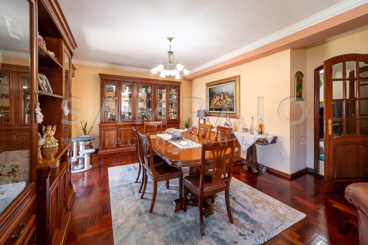 Moradia T6 para Venda em Gondomar (São Cosme), Valbom e Jovim Foto 15