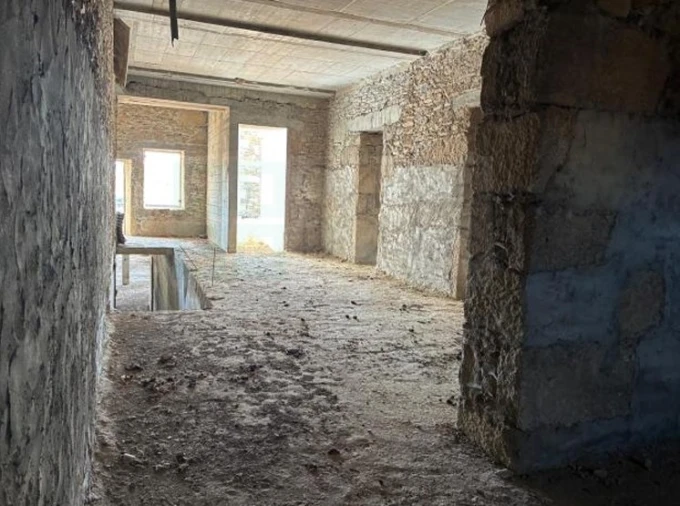 Moradia T40 para Venda em Castelo Branco Foto 13