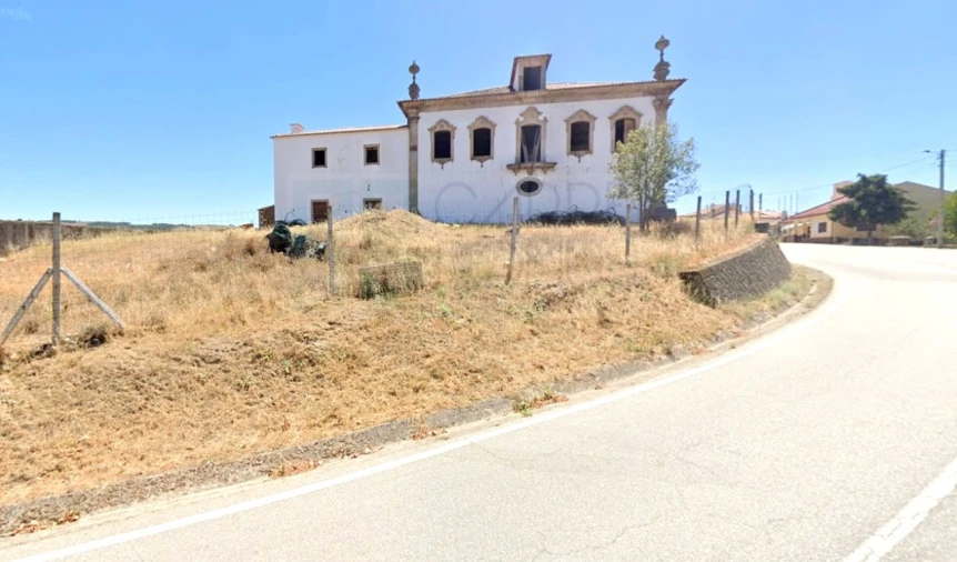 Moradia T40 para Venda em Castelo Branco Foto 20