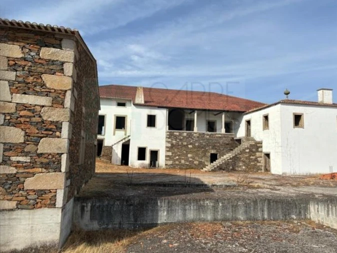 Prédio para Venda em Castelo Branco Foto 9
