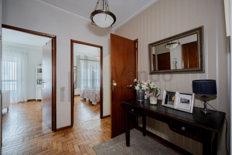 Apartamento T2 para Venda em Braga (São José de São Lázaro e São João do Souto) Foto 4