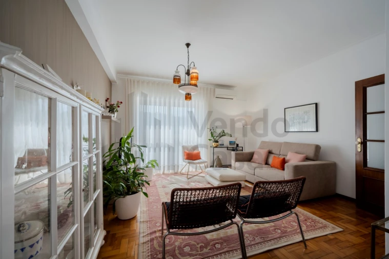 Apartamento T2 para Venda em Braga (São José de São Lázaro e São João do Souto) Foto 2