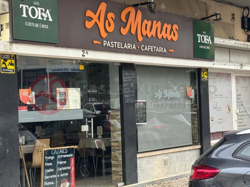 Negócio para Cedência de Quotas em Laranjeiro e Feijó Foto 1