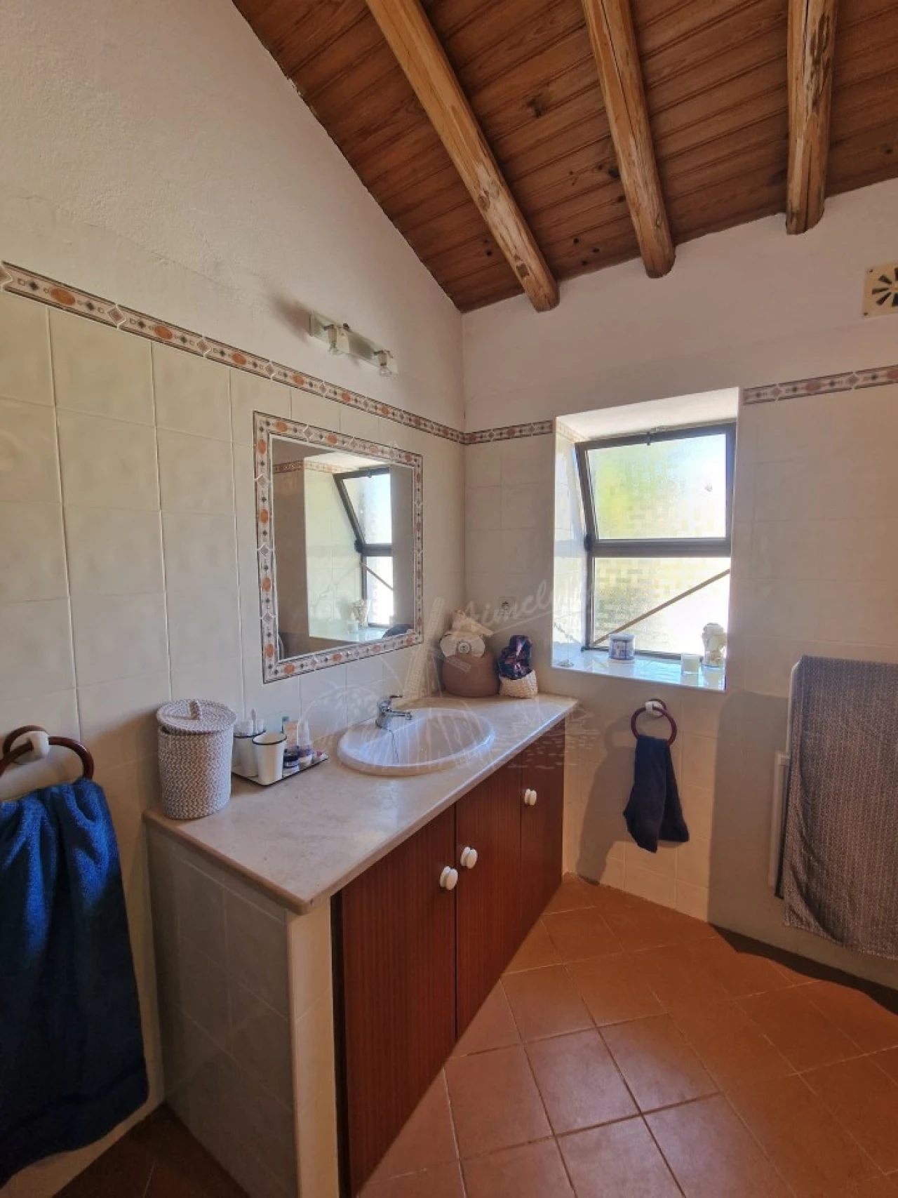 Quinta T3 para Venda em Santa Catarina da Fonte do Bispo Foto 9