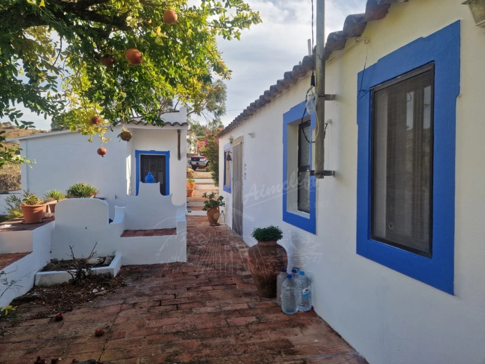 Quinta T3 para Venda em Santa Catarina da Fonte do Bispo Foto 18