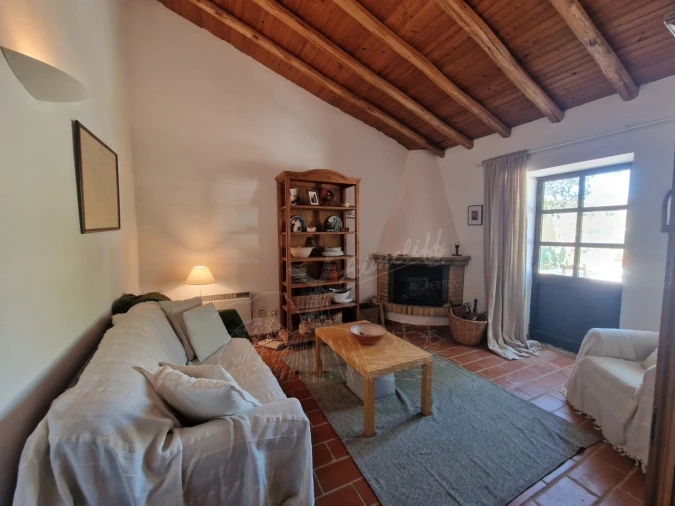 Quinta T3 para Venda em Santa Catarina da Fonte do Bispo Foto 4