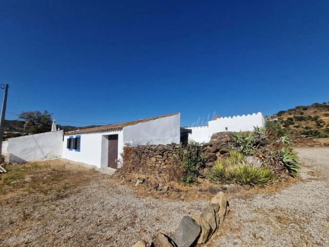 Quinta T3 para Venda em Santa Catarina da Fonte do Bispo Foto 22