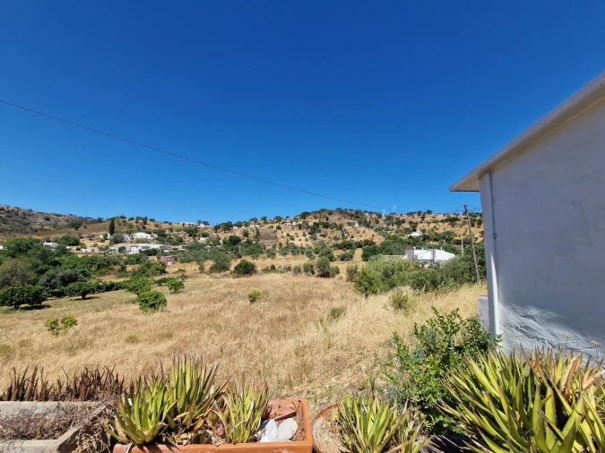 Quinta T3 para Venda em Santa Catarina da Fonte do Bispo Foto 23