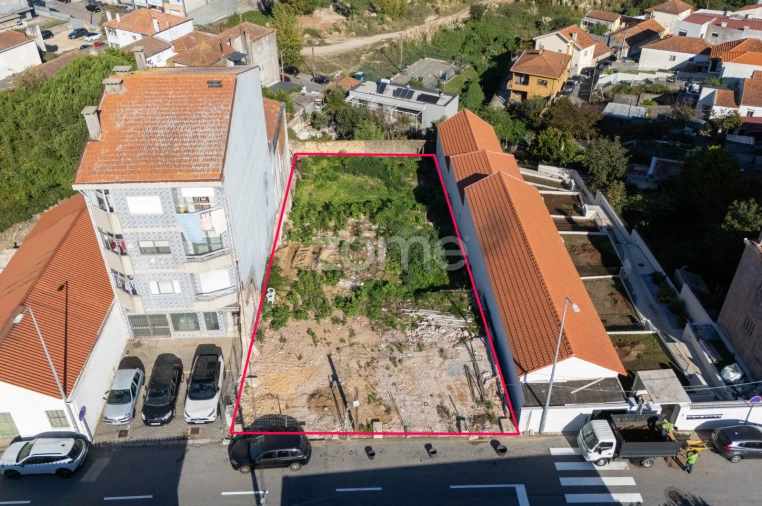 Terreno para Venda em Mafamude e Vilar do Paraíso Foto 2