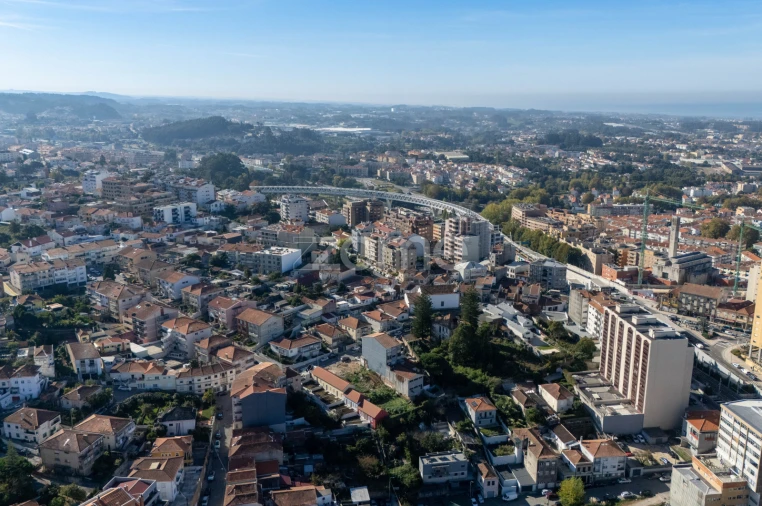 Terreno para Venda em Mafamude e Vilar do Paraíso Foto 18