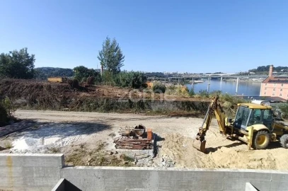 Apartamento T2 para Venda em Gondomar (São Cosme), Valbom e Jovim