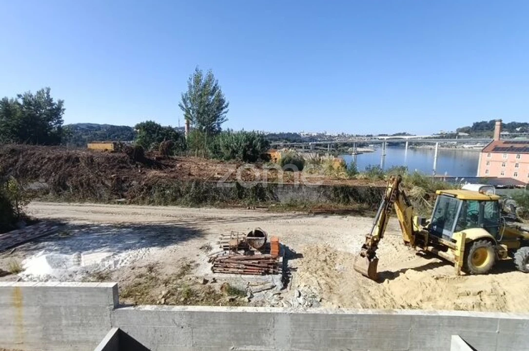 Apartamento T2 para Venda em Campanhã Foto 6