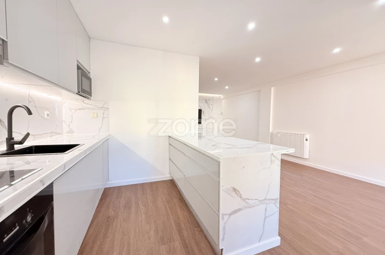 Apartamento T3 para Venda em Vila Nova de Famalicão e Calendário Foto 12