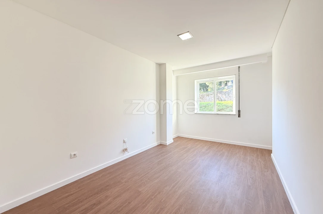 Apartamento T3 para Venda em Vila Nova de Famalicão e Calendário Foto 16