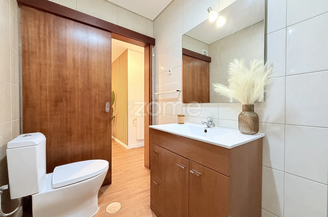 Apartamento T3 para Venda em Vila Nova de Famalicão e Calendário Foto 15