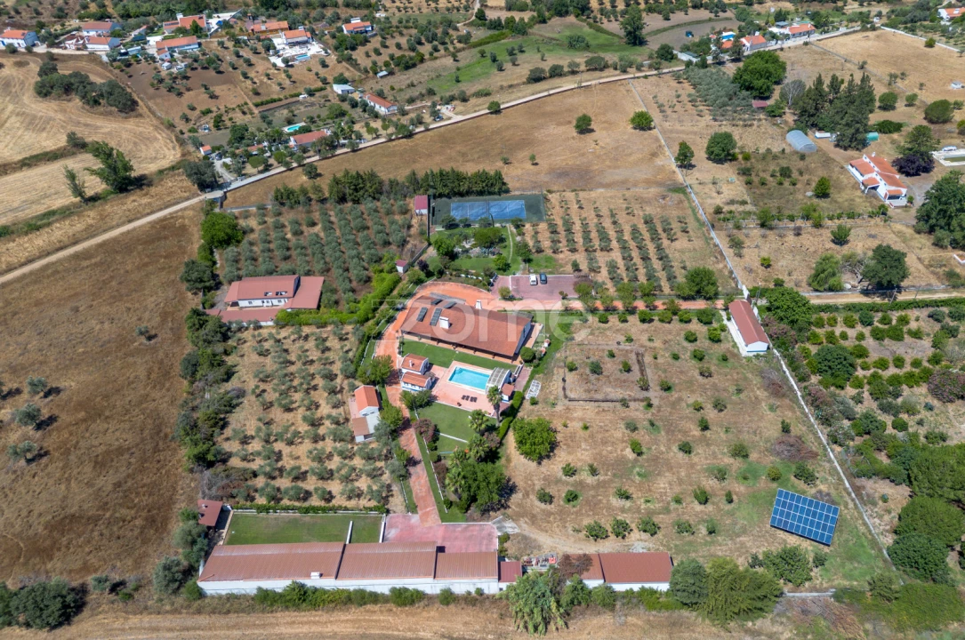 Quinta T8 para Venda em São Cristovão Foto 5