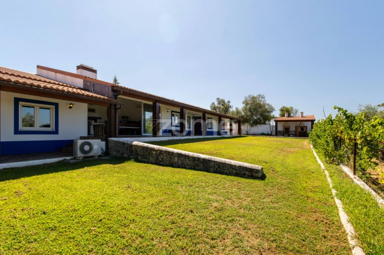 Quinta T8 para Venda em São Cristovão Foto 59