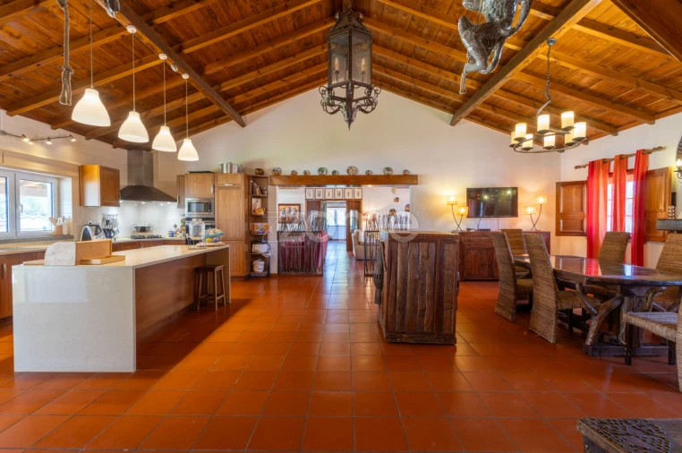 Quinta T8 para Venda em São Cristovão Foto 36