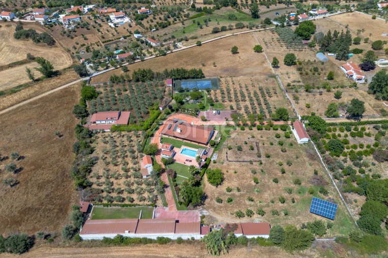 Quinta T8 para Venda em São Cristovão Foto 5