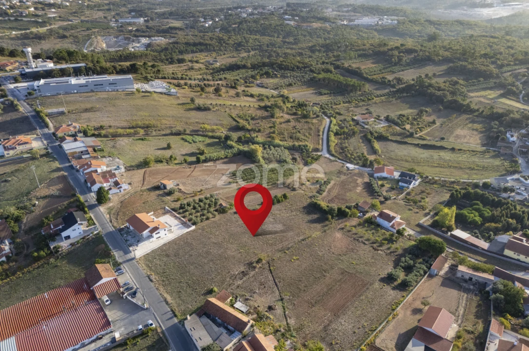 Terreno para Venda em Aljubarrota Foto 4