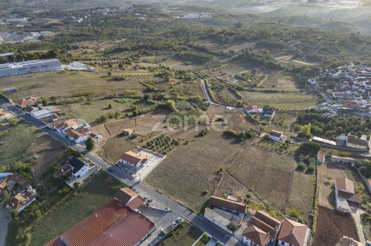 Terreno para Venda em Aljubarrota Foto 2