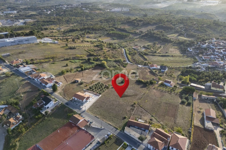 Terreno para Venda em Aljubarrota Foto 3