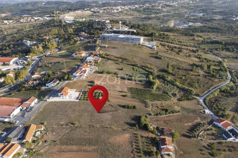 Terreno para Venda em Aljubarrota Foto 7