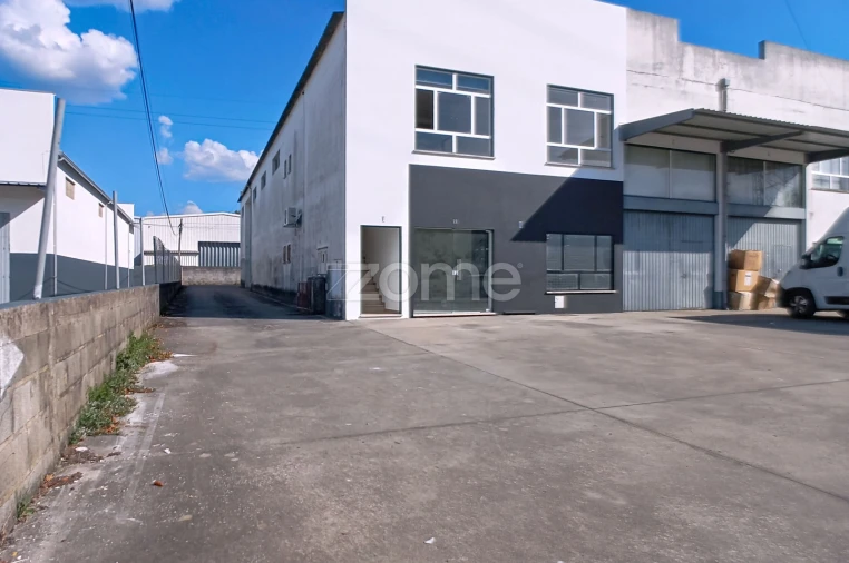 Escritório para Arrendamento em Pombal Foto 1