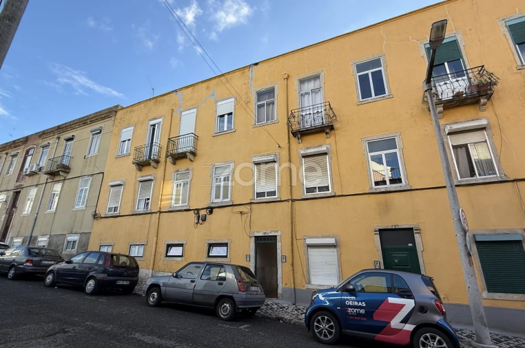 Apartamento T2 para Venda em Ajuda Foto 3