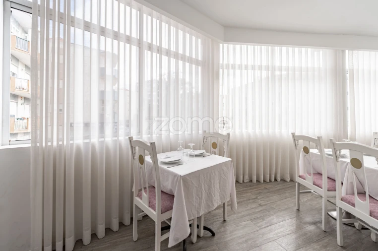 Negócio para Venda em Amora Foto 18