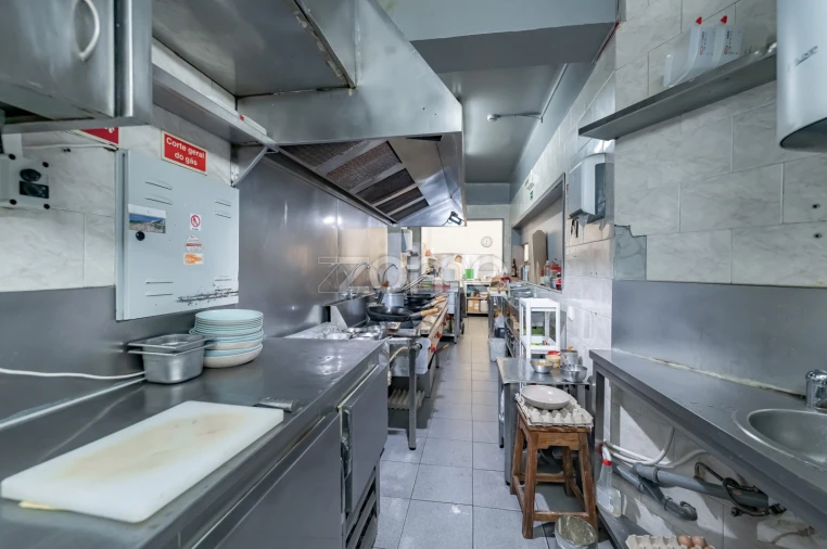 Negócio para Venda em Amora Foto 35