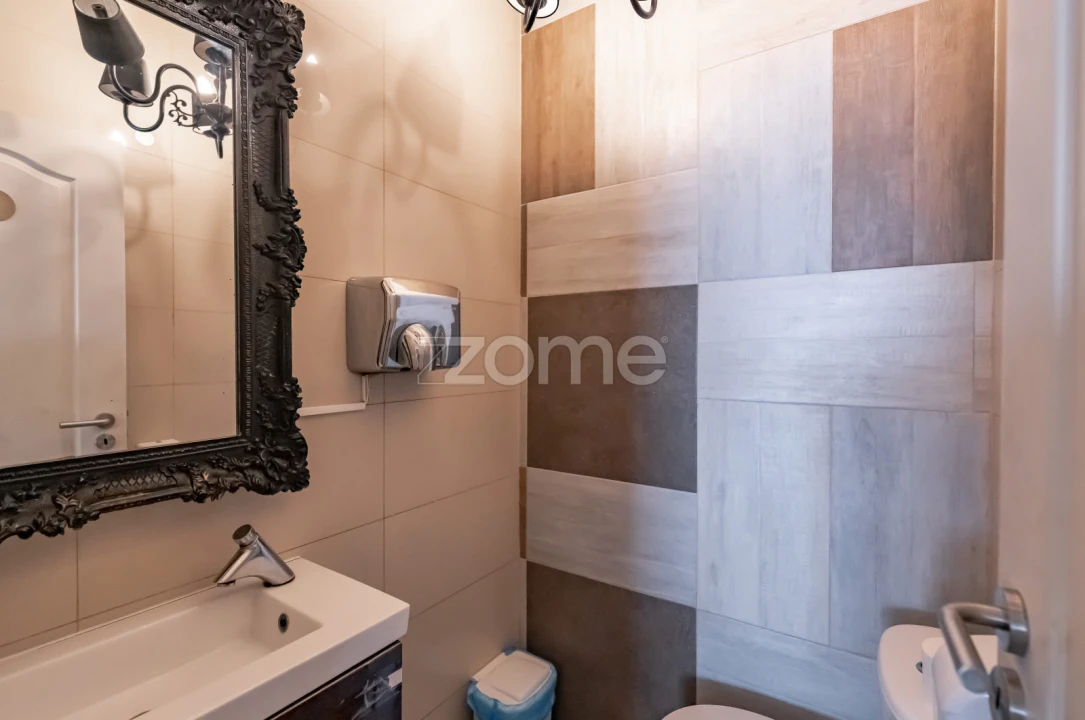 Negócio para Venda em Amora Foto 26