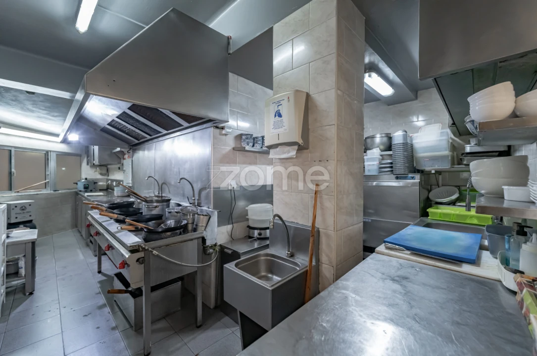 Negócio para Venda em Amora Foto 33