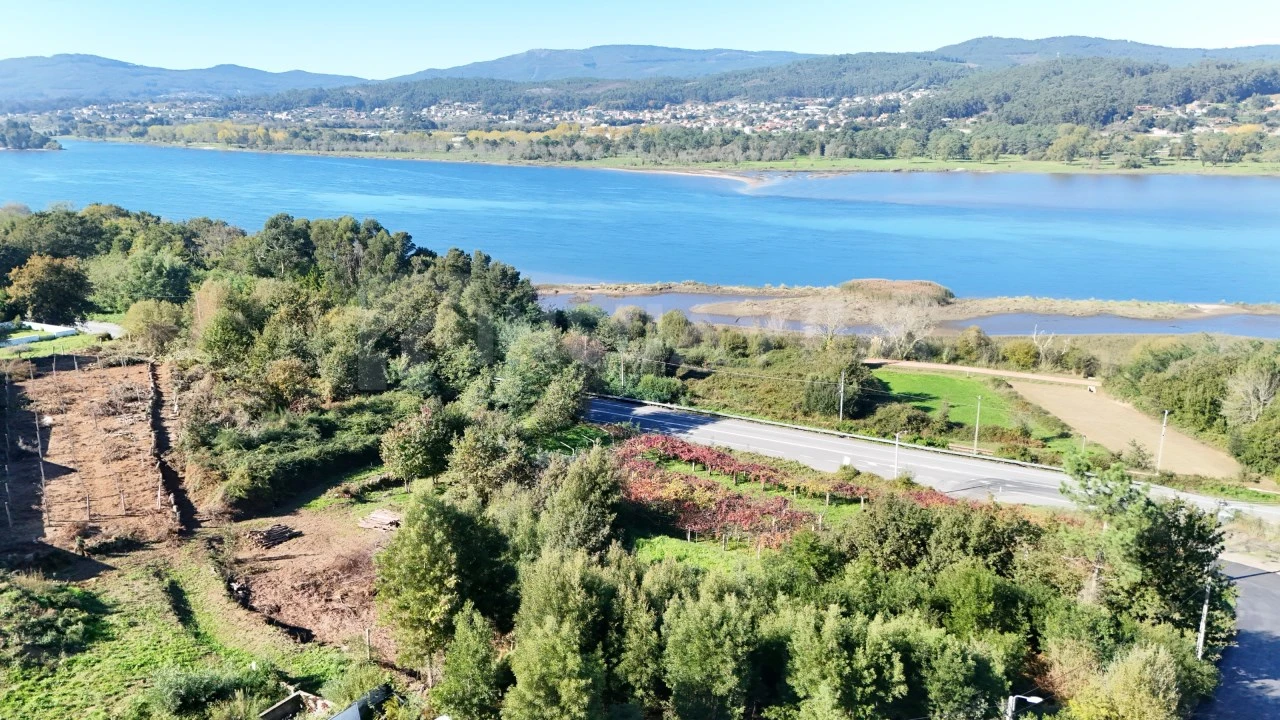 Terreno para Venda em Lanhelas Foto 10