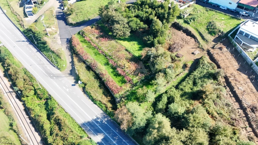 Terreno para Venda em Lanhelas Foto 3