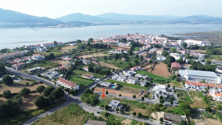 Terreno para Venda em Caminha (Matriz) e Vilarelho Foto 1