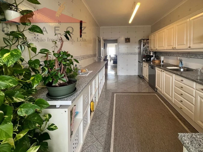Apartamento T3 para Venda em Cidade da Maia Foto 10