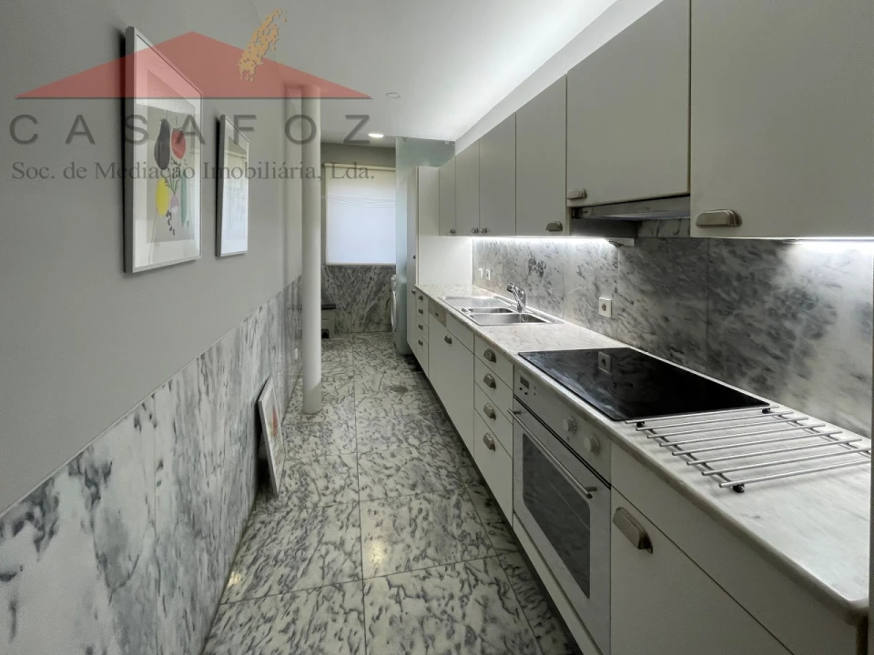 Apartamento T1 para Arrendamento em Aldoar, Foz do Douro e Nevogilde Foto 8