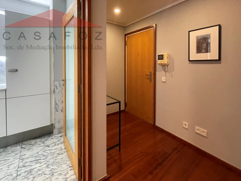 Apartamento T1 para Arrendamento em Aldoar, Foz do Douro e Nevogilde Foto 11