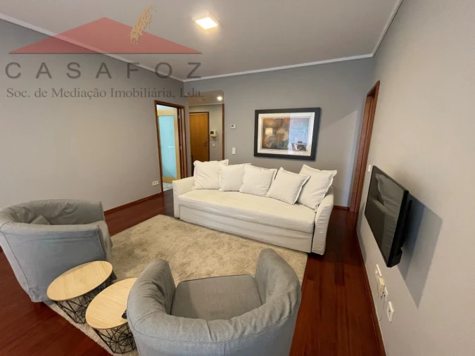 Apartamento T1 para Arrendamento em Aldoar, Foz do Douro e Nevogilde Foto 4