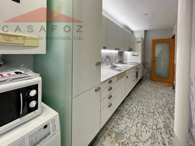 Apartamento T1 para Arrendamento em Aldoar, Foz do Douro e Nevogilde Foto 9