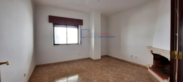 Apartamento T2 para Venda em Marvila, Ribeira Santarém, São Salvador, São Nicolau