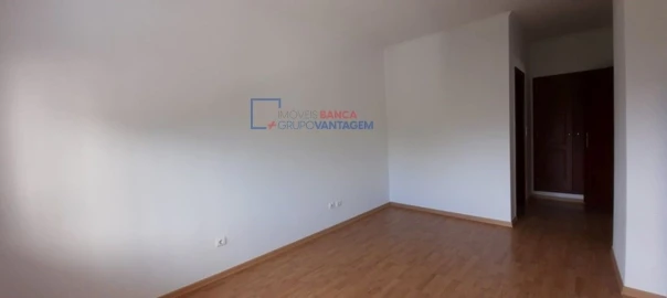 Apartamento T2 para Venda em Marvila, Ribeira Santarém, São Salvador, São Nicolau