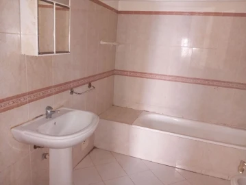 Apartamento T2 para Venda em Marvila, Ribeira Santarém, São Salvador, São Nicolau