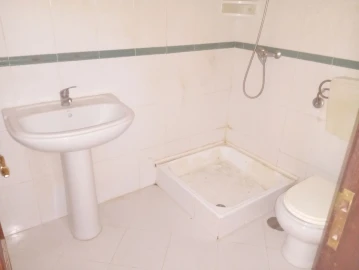 Apartamento T2 para Venda em Marvila, Ribeira Santarém, São Salvador, São Nicolau