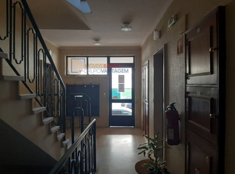 Apartamento T3 para Venda em Marvila, Ribeira Santarém, São Salvador, São Nicolau Foto 1
