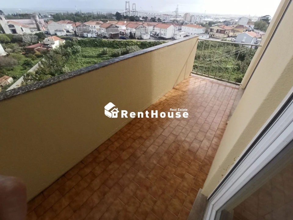 Apartamento T3 para Venda em Alhadas Foto 6