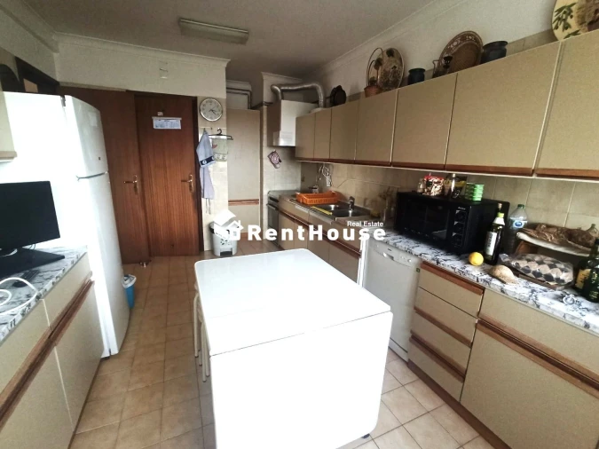 Apartamento T3 para Venda em Alhadas Foto 2