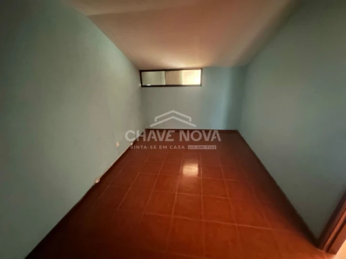 Moradia T2 para Venda em Oliveira do Douro Foto 18